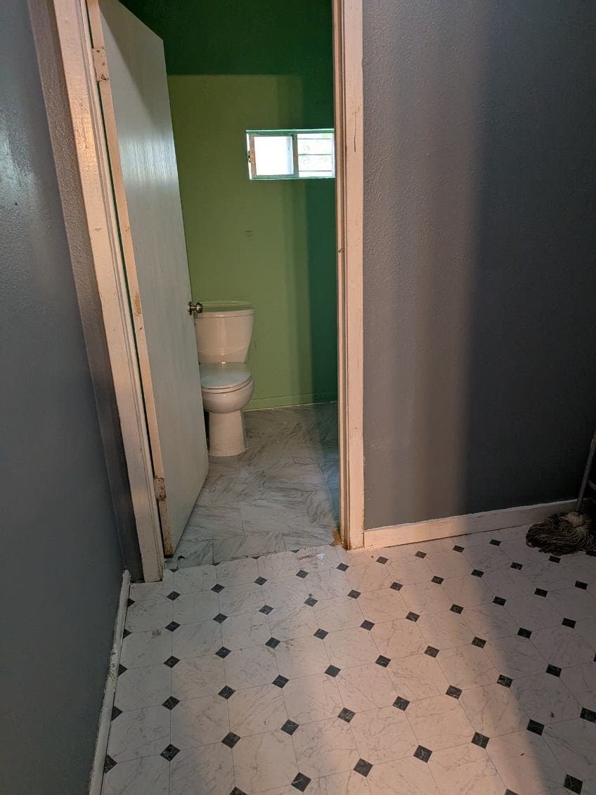 250 W Boyer Ave