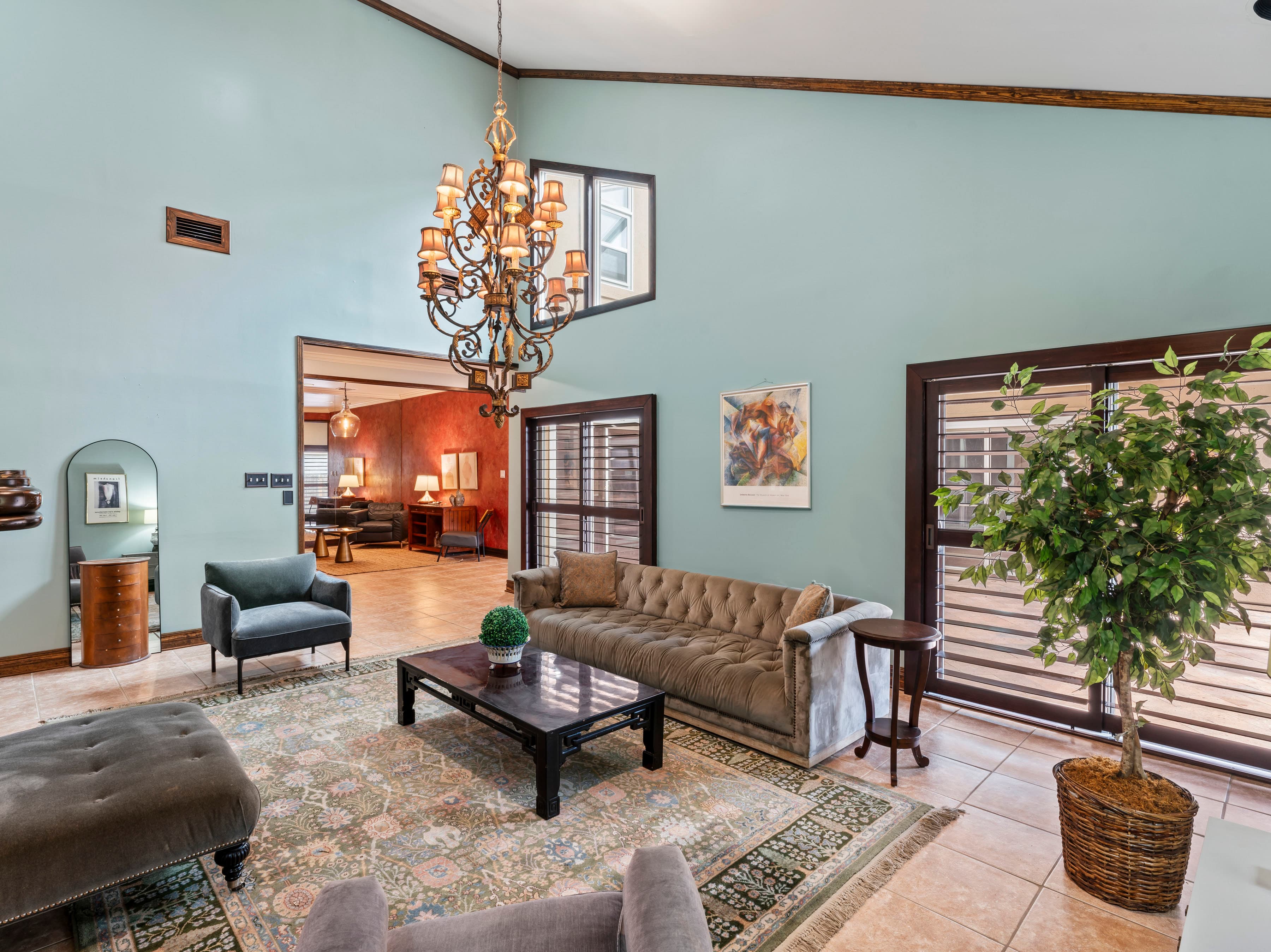2623 Country Hollow