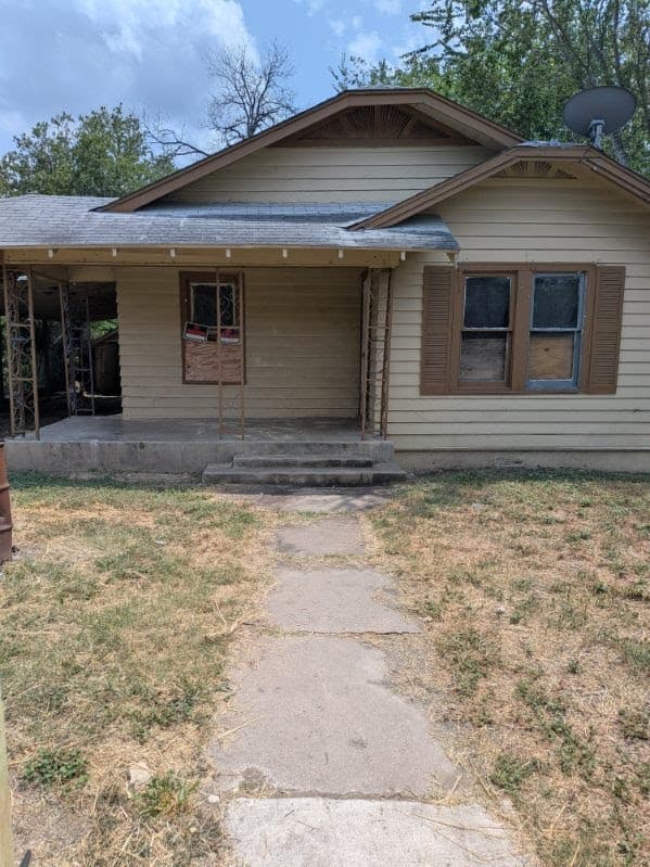 250 W Boyer Ave